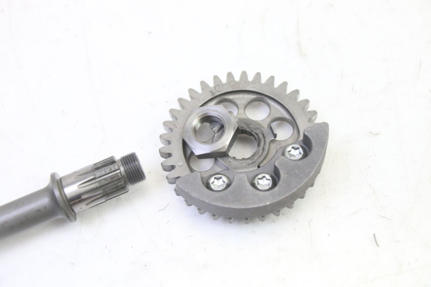 photo de SOPORTE MOTOR YAMAHA YZF YZ-F 450 (2014 - 2016) - Otra perspectiva