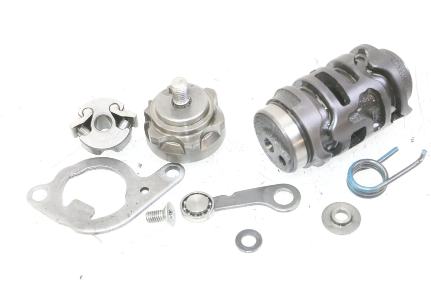 photo de TAMBOR SELECTOR KAWASAKI KX F KXF 450 (2009 - 2011) - Primer plano técnico