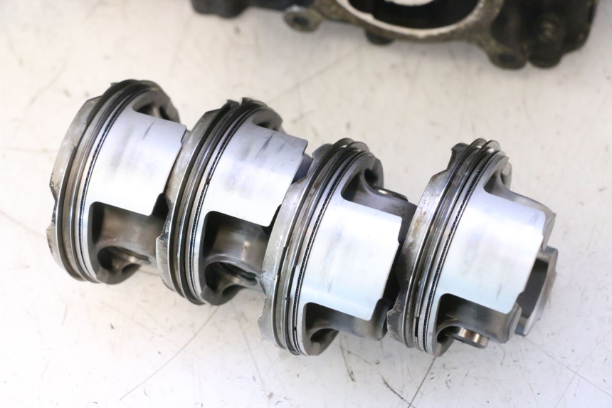 photo de CARTER  YAMAHA YZF R6 600 (2008 - 2009) - Inspección visual detallada