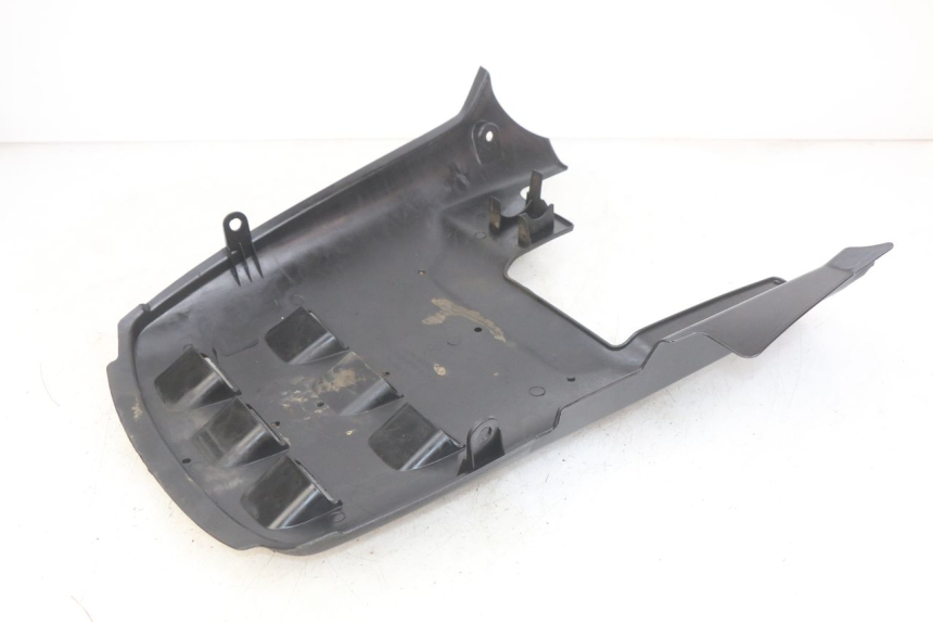 photo de BAJO DE CHASIS KYMCO AGILITY 16+ 4T 50 (2018 - 2023) - Zoom estado de uso