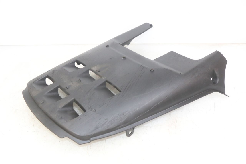 photo de BAJO DE CHASIS KYMCO AGILITY 16+ 4T 50 (2018 - 2023) - Primer plano técnico