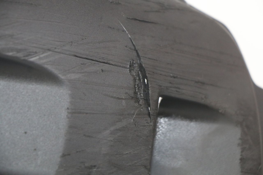 photo de BAJO DE CHASIS KYMCO AGILITY 16+ 4T 50 (2018 - 2023) - Detalles de los puntos de fijación