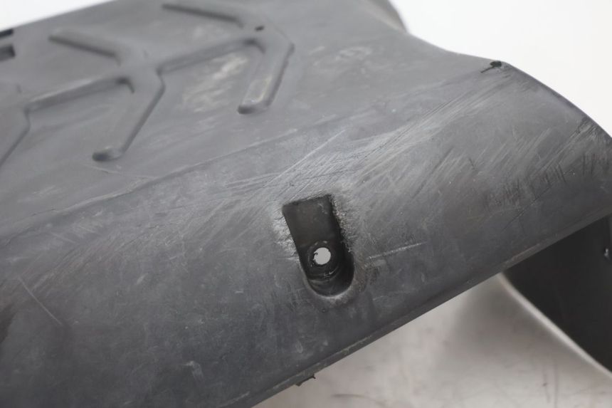 photo de BAJO DE CHASIS KYMCO AGILITY 4T 50 (2005 - 2018) - Características distintivas