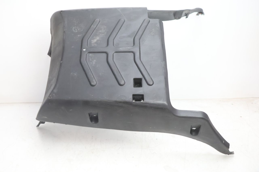 photo de BAJO DE CHASIS KYMCO AGILITY 4T 50 (2005 - 2018) - Detalles de los puntos de fijación