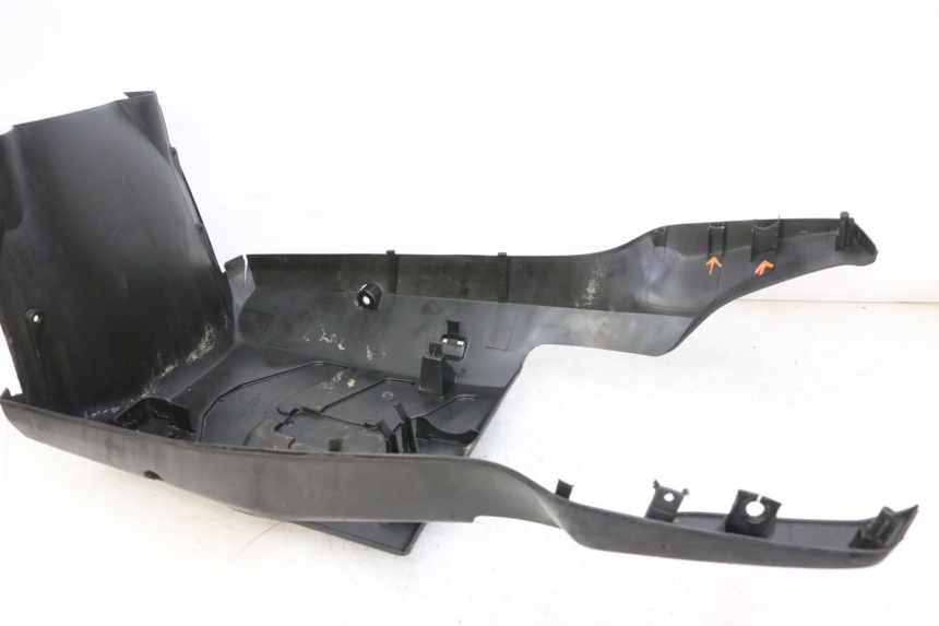 photo de FALDONES KYMCO AGILITY NAKED RENOUVO 2T 50 (2011 - 2018) - Zoom estado de uso