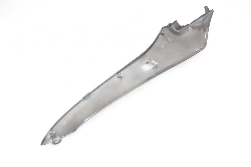 photo de FALDóN LATERAL TRASERO DERECHO KYMCO AGILITY 16+ 4T 50 (2018 - 2023) - Vista general del producto