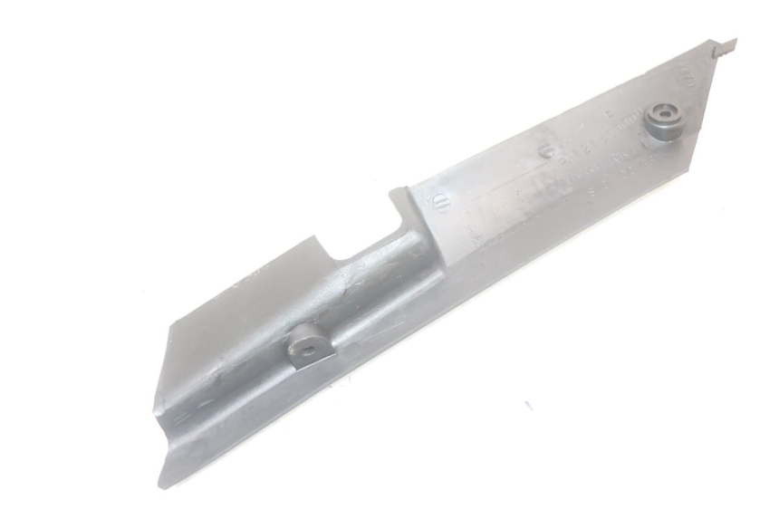 photo de BAJO CARENADO TRASERO DERECHA MASH LEGEND'R 4T 50 (2021 - 2025) - Primer plano técnico