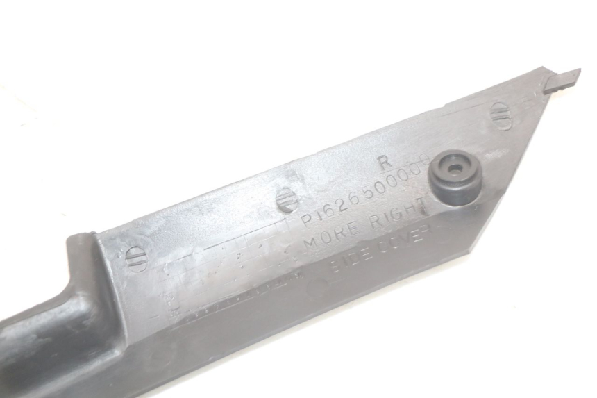 photo de BAJO CARENADO TRASERO DERECHA MASH LEGEND'R 4T 50 (2021 - 2025) - Detalles de los puntos de fijación