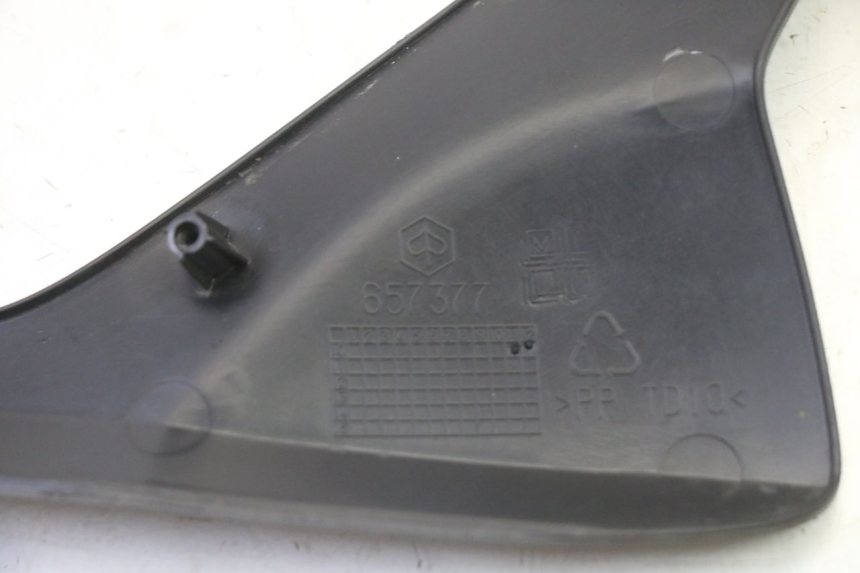 photo de BAJO CARENADO TRASERO DERECHA PIAGGIO MP3 HPE 310 (2024 - 2025) - Vista general del producto