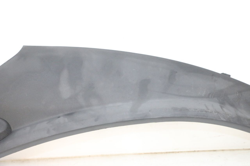 photo de BAJO CARENADO TRASERO DERECHA PIAGGIO MP3 RL 250 (2006 - 2010) - Marcados y referencias originales