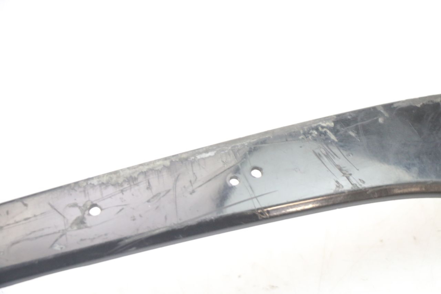 photo de FALDóN LATERAL TRASERO DERECHO PIAGGIO VESPA LX 2T 50 (2005 - 2013) - Otra perspectiva