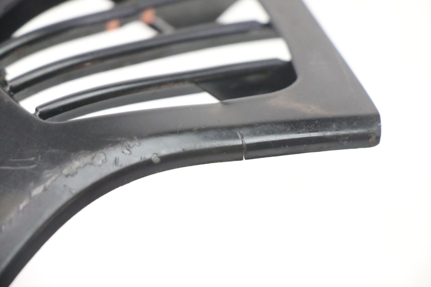 photo de FALDóN LATERAL TRASERO DERECHO PIAGGIO VESPA LX 2T 50 (2005 - 2013) - Recambio usado revisado