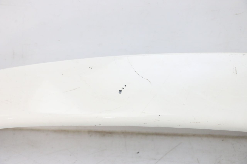 photo de BAJO CARENADO TRASERO DERECHA PIAGGIO VESPA GTS SUPER IE 125 (2009 - 2016) - Características distintivas