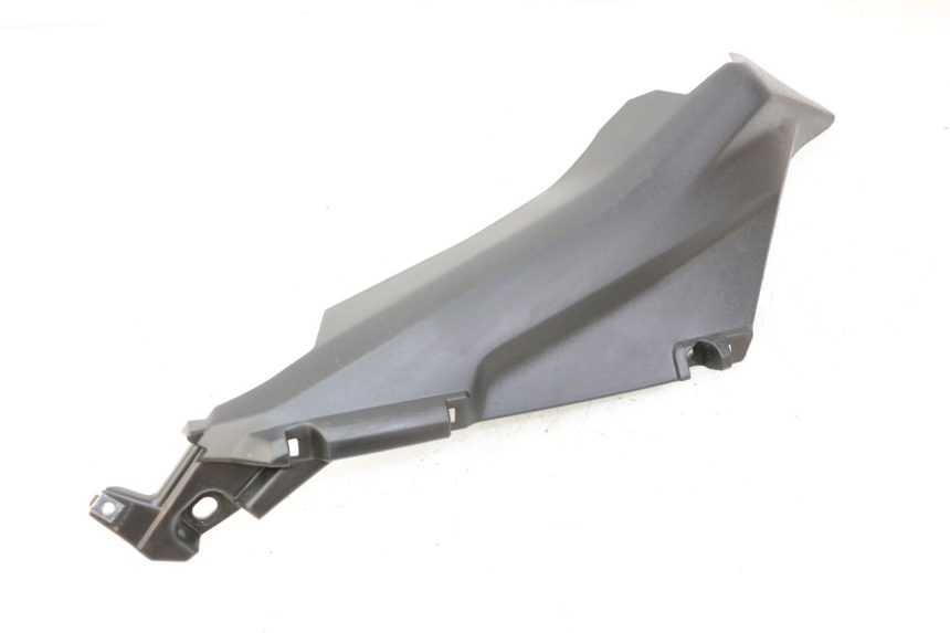 photo de BAJO CARENADO TRASERO DERECHA YAMAHA XMAX X-MAX 125 (2021 - 2025) - Vista general del producto