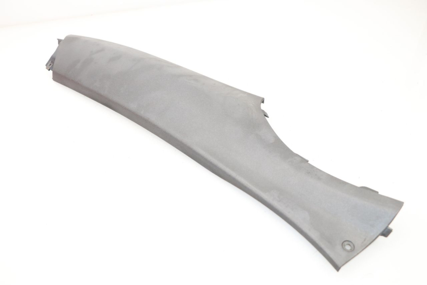 photo de BAJO CARENADO TRASERO DERECHA PIAGGIO X9 EVOLUTION 250 (2003 - 2007) - Zoom estado de uso