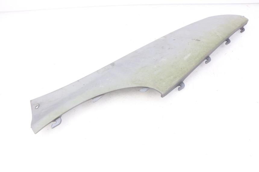 photo de FALDóN LATERAL TRASERO DERECHO PIAGGIO X9 EVOLUTION 125 (2003 - 2007) - Detalle de la pieza