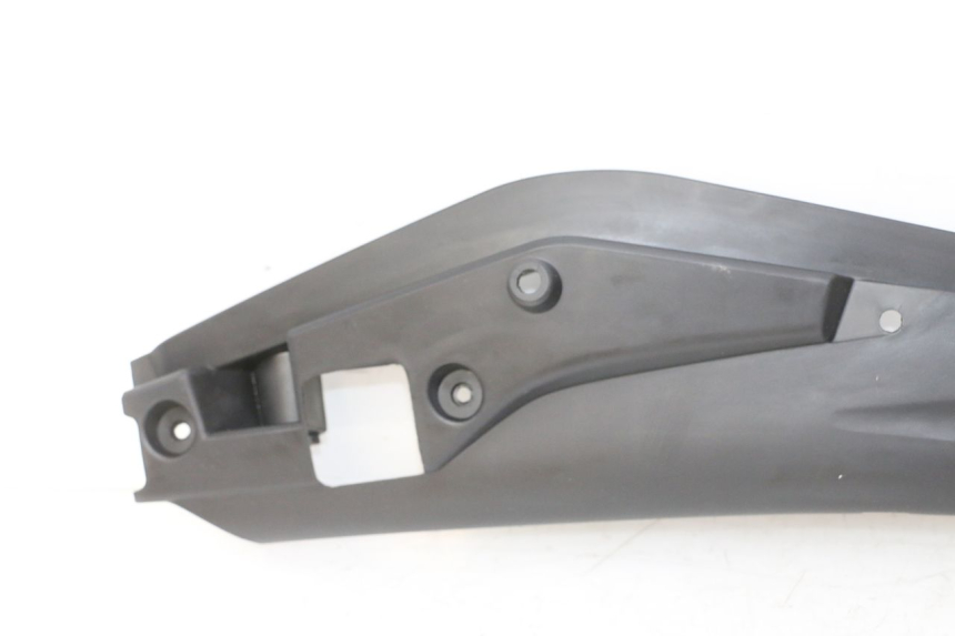 photo de BAJO CARENADO TRASERO IZQUIERDA STAHO FH 50 (2018 - 2019) - Vista general del producto