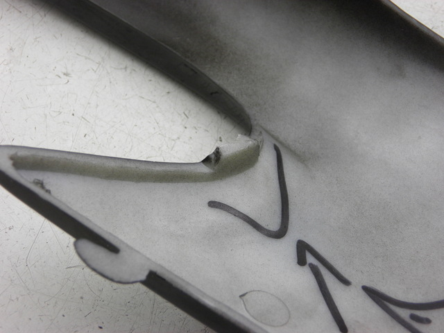 photo de BAJO CARENADO TRASERO IZQUIERDA JM MOTOR S-MAX 125 (2010 - 2014) - Zoom estado de uso