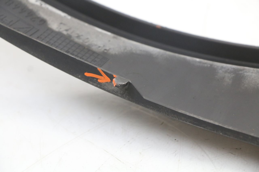 photo de BAJO CARENADO TRASERO IZQUIERDA PIAGGIO MP3 125 (2006 - 2014) - Estado de la superficie y material