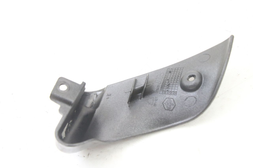 photo de BAJO DE CARRO TRASERO IZQUIERDO PIAGGIO VESPA GRANTURISMO 125 (2003 - 2007) - Vista general del producto