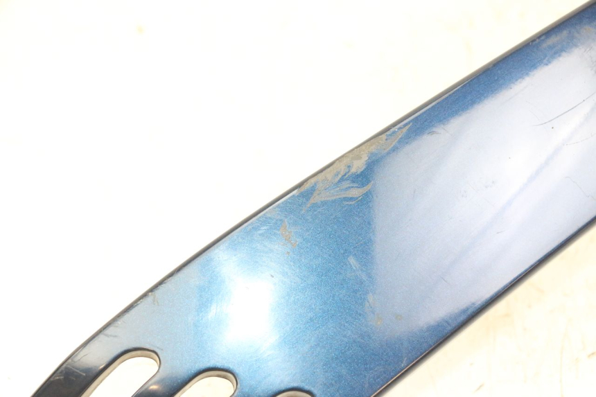 photo de BAJO CARENADO TRASERO IZQUIERDA PIAGGIO VESPA LX 150 (2005 - 2013) - Zoom estado de uso