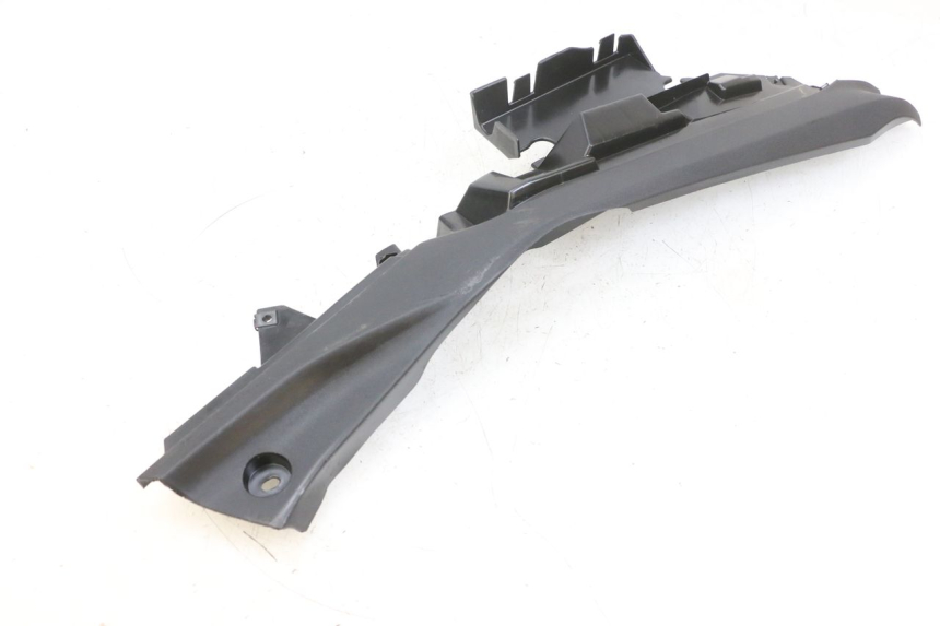 photo de BAJO CARENADO TRASERO IZQUIERDA YAMAHA TRICITY 300 (2020 - 2024) - Vista general del producto