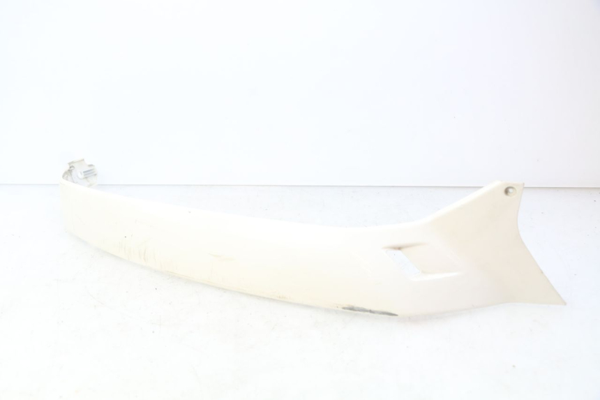 photo de BAJO DE CARRO TRASERO IZQUIERDO PIAGGIO VESPA GTS IGET ABS 125 (2017 - 2023) - Detalle de la pieza