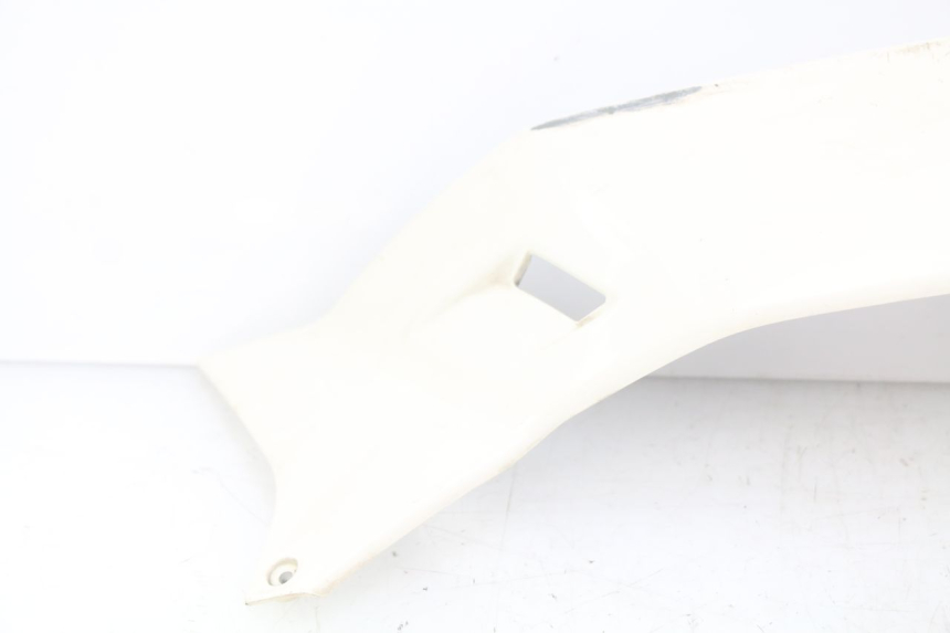 photo de BAJO DE CARRO TRASERO IZQUIERDO PIAGGIO VESPA GTS IGET ABS 125 (2017 - 2023) - Características distintivas