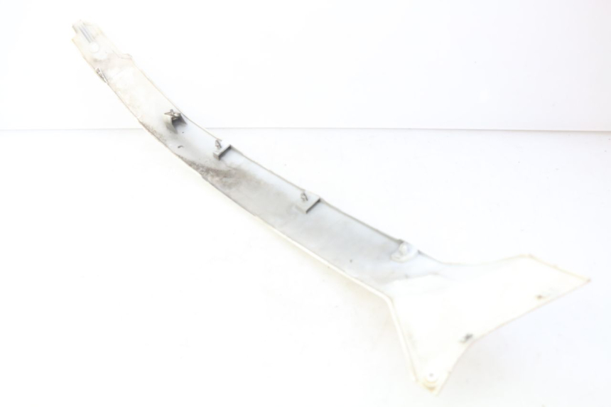 photo de BAJO DE CARRO TRASERO IZQUIERDO PIAGGIO VESPA GTS IGET ABS 125 (2017 - 2023) - Otra perspectiva