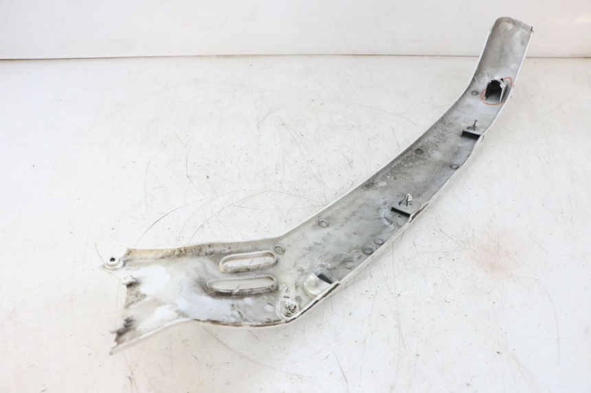 photo de BAJO CARENADO TRASERO IZQUIERDA PIAGGIO VESPA GTS SUPER IE 125 (2009 - 2016) - Vista general del producto