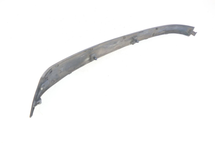 photo de BAJO DE CARRO TRASERO IZQUIERDO PIAGGIO VESPA LXV 125 (2006 - 2009) - Primer plano técnico