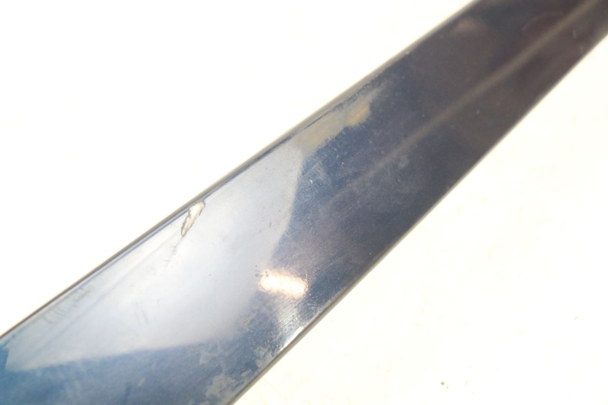 photo de BAJO DE CARRO TRASERO IZQUIERDO PIAGGIO VESPA LXV 125 (2006 - 2009) - Detalles de los puntos de fijación