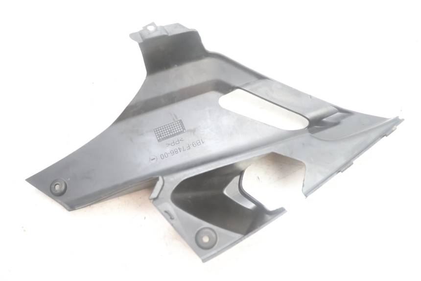 photo de BAJO CARENADO TRASERO IZQUIERDA YAMAHA XMAX X-MAX 125 (2006 - 2009) - Otra perspectiva