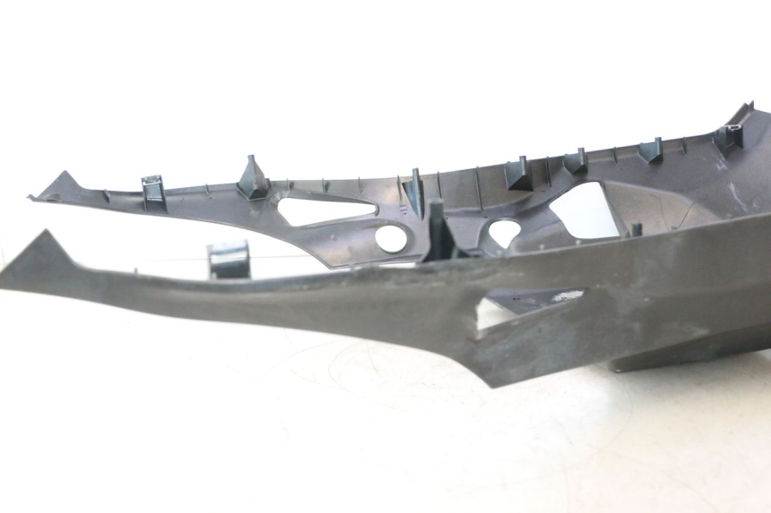 photo de BAJO CARENADO APRILIA ATLANTIC S 125 (2010 - 2013) - Características distintivas