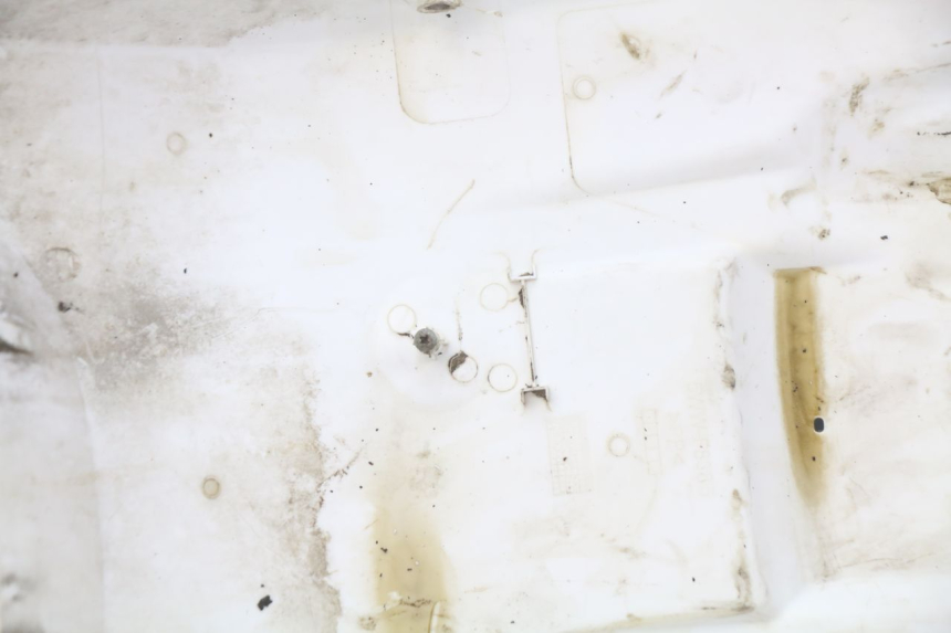 photo de FALDONES MBK BOOSTER SPIRIT NAKED 50 (2004 - 2017) - Primer plano técnico