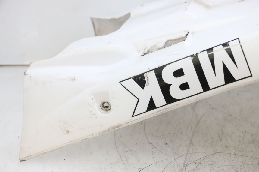 photo de FALDONES MBK BOOSTER SPIRIT NAKED 50 (2004 - 2017) - Zoom sobre los componentes