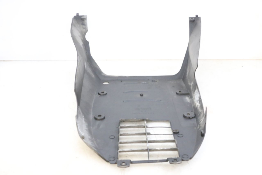 photo de BAJO DE CHASIS SUZUKI BURGMAN 125 (2007 - 2014) - Detalle de la pieza