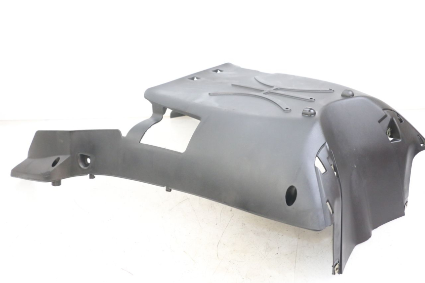 photo de BAJO DEL CHASIS SYM CROX 4T 50 (2016 - 2023) - Detalles de los puntos de fijación