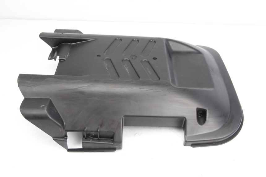 photo de BAJO CARENADO KYMCO DINK 4T 50 (2007 - 2018) - Detalles de los puntos de fijación