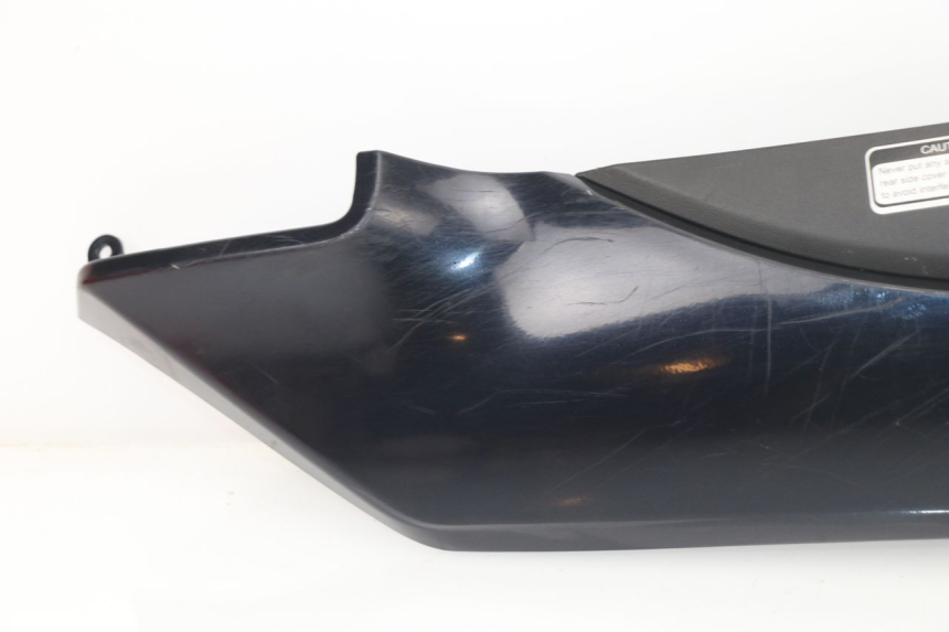 photo de BAJO CARENADO DERECHA KYMCO AGILITY CITY 16P 125 (2015 - 2021) - Detalles de los puntos de fijación