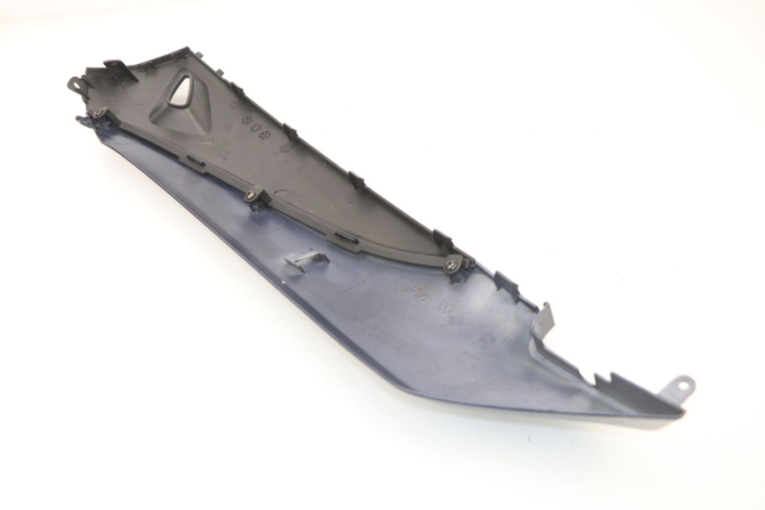 photo de BAJO CARENADO DERECHA KYMCO AGILITY CITY 16P 125 (2015 - 2021) - Recambio usado revisado