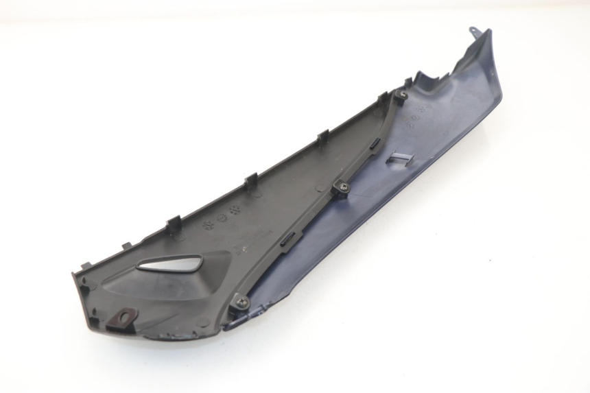 photo de BAJO CARENADO DERECHA KYMCO AGILITY CITY 16P 125 (2015 - 2021) - Marcados y referencias originales