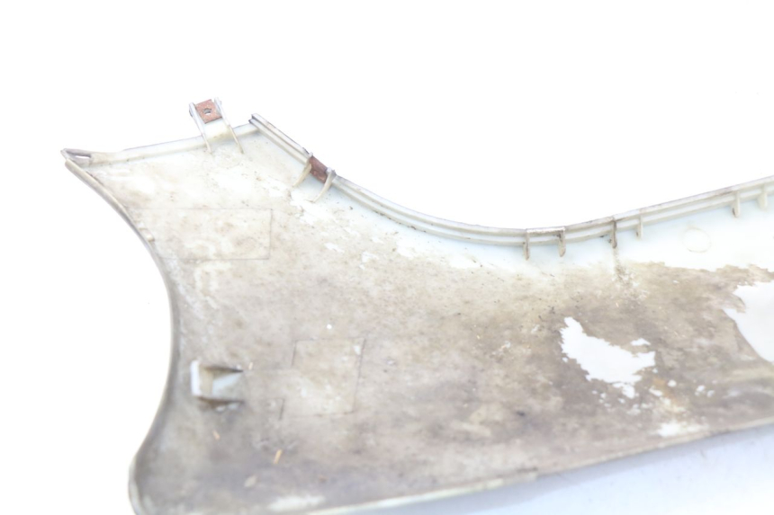 photo de FALDóN DERECHO JONWAY AZTRAL 125 (2008 - 2017) - Estado de la superficie y material