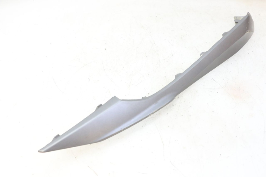 photo de BAJO CARENADO DERECHA MOTRON BREEZY 4T 50 (2021 - 2025) - Detalles de los puntos de fijación