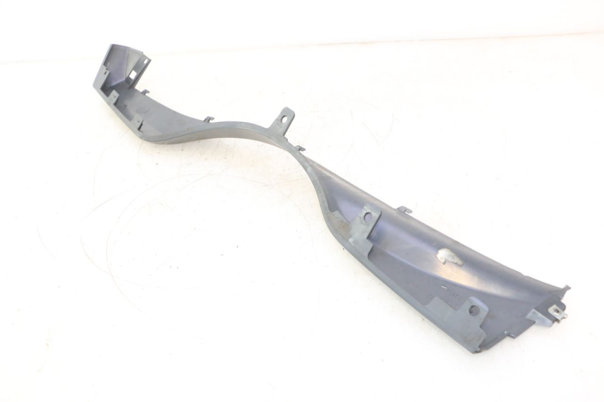 photo de BAJO CARENADO DERECHA SUZUKI BURGMAN 125 (2007 - 2014) - Vista general del producto