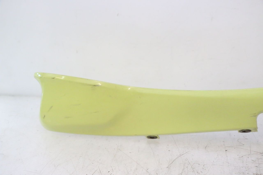 photo de FALDóN LATERAL DERECHO BMW C1 125 (2000 - 2003) - Primer plano de alta resolución