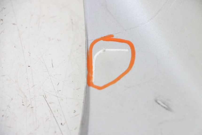 photo de FALDóN LATERAL DERECHO PEUGEOT CITYSTAR 50 (2013 - 2017) - Zoom estado de uso