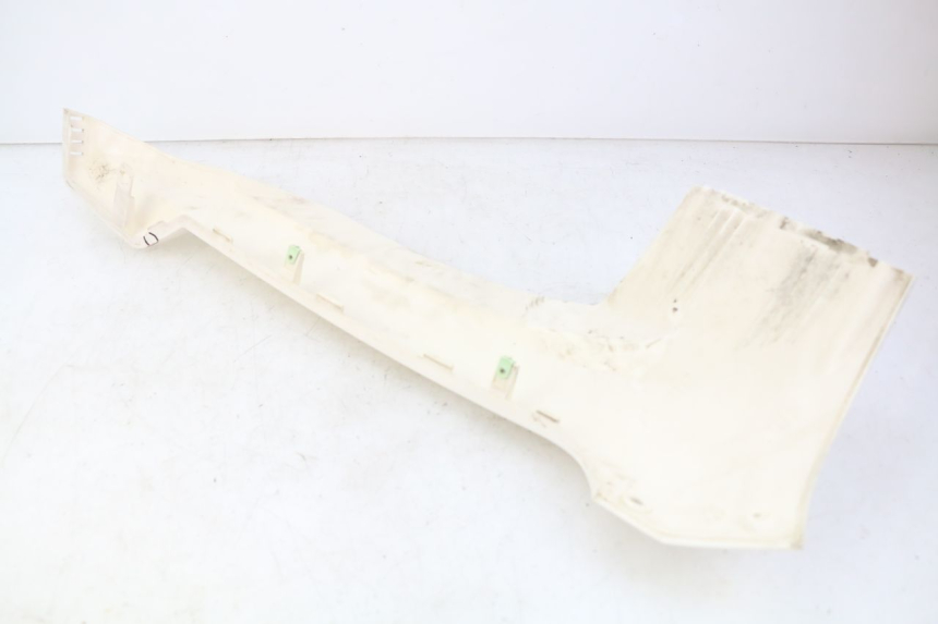 photo de FALDóN LATERAL DERECHO PEUGEOT E-VIVACITY 1 (2012 - 2018) - Detalle de la pieza