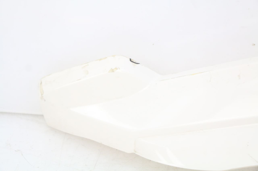 photo de FALDóN LATERAL DERECHO PEUGEOT E-VIVACITY 1 (2012 - 2018) - Detalles de los puntos de fijación