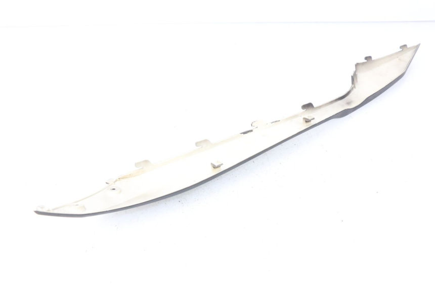 photo de FALDóN LATERAL DERECHO JM MOTORS EVOLIS 4T 50 (2018 - 2022) - Primer plano técnico